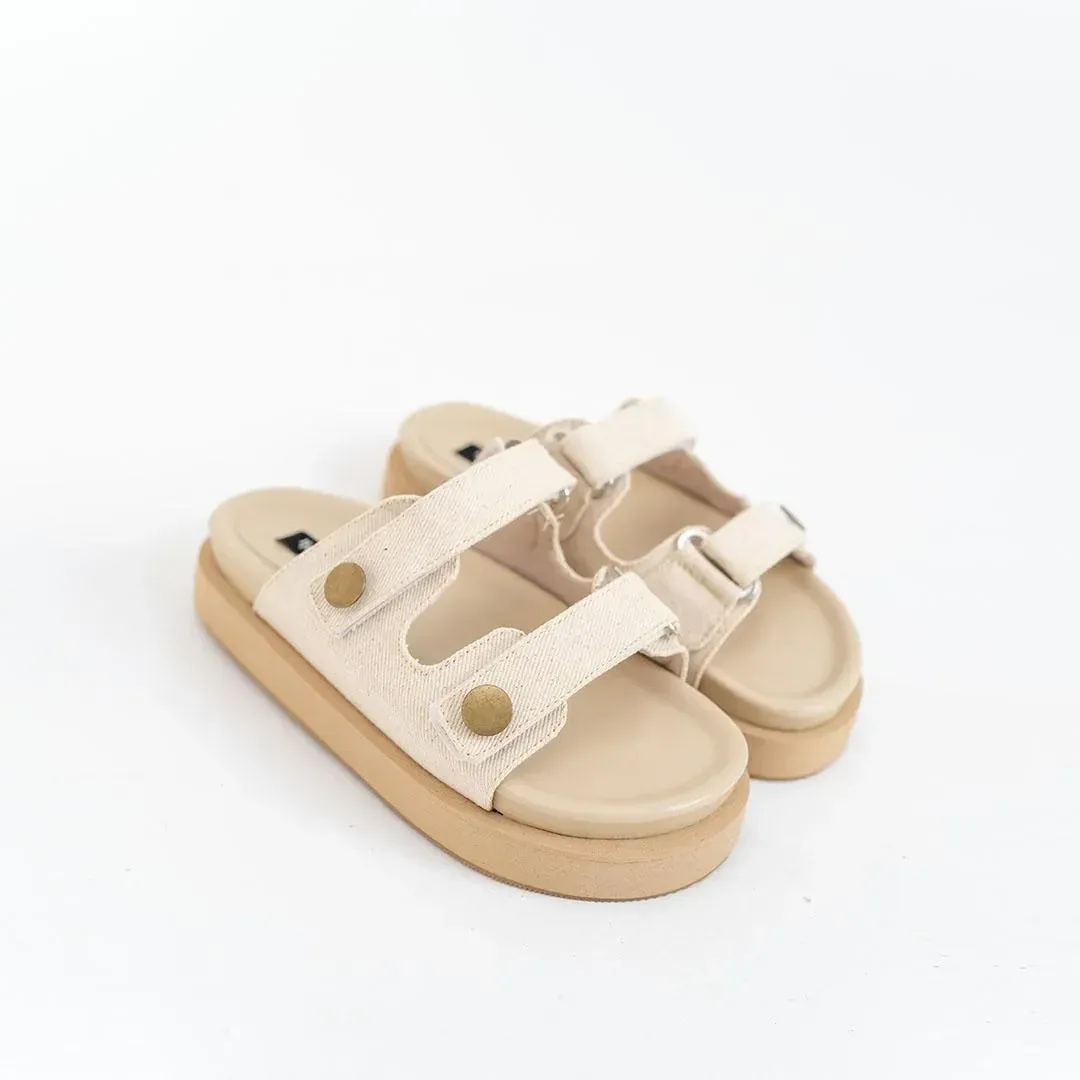 Media 32