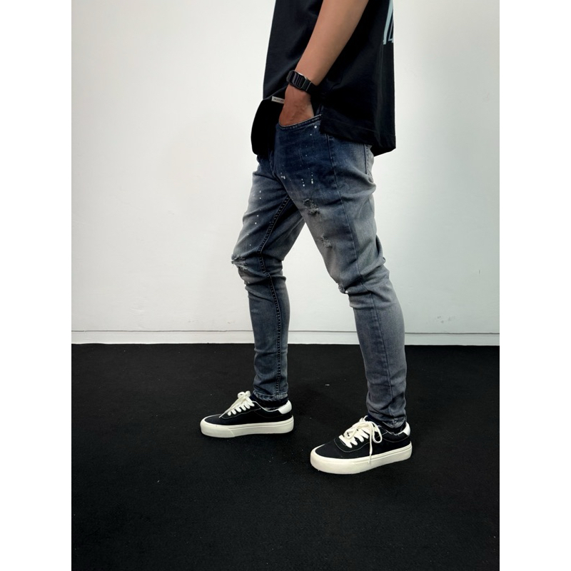 Media 9