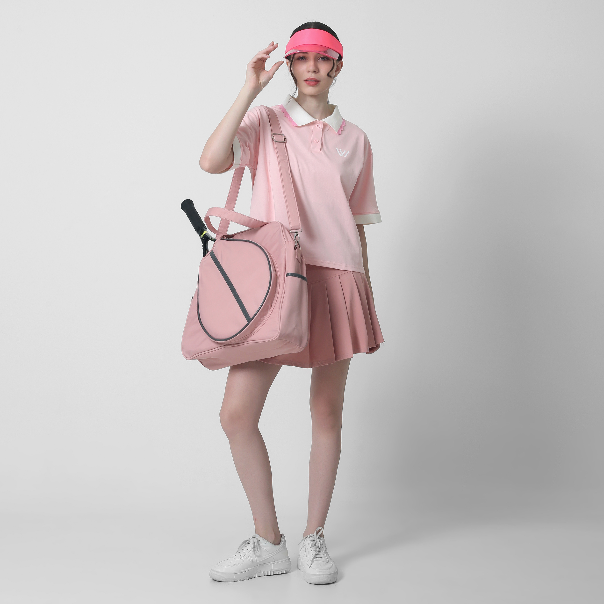 Media 16