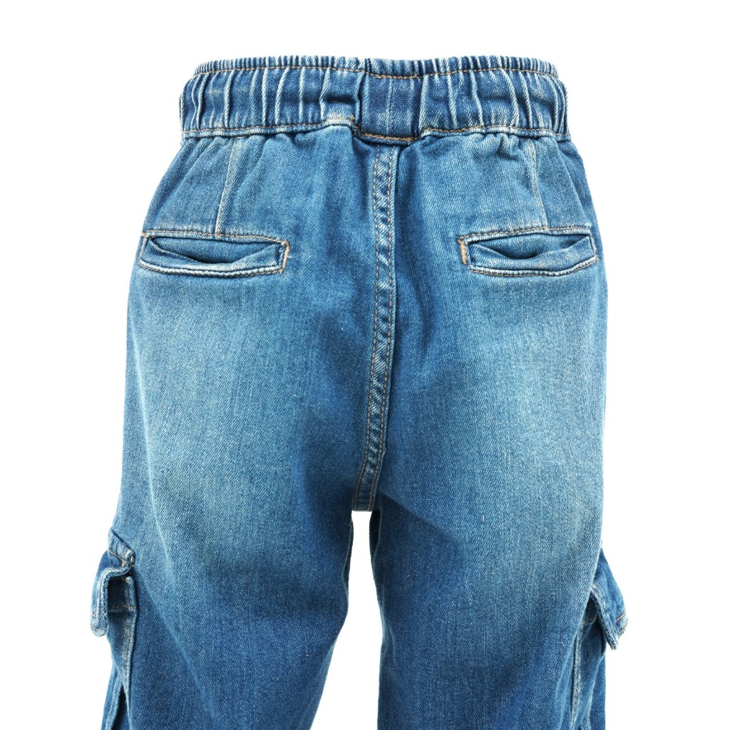 Media 40