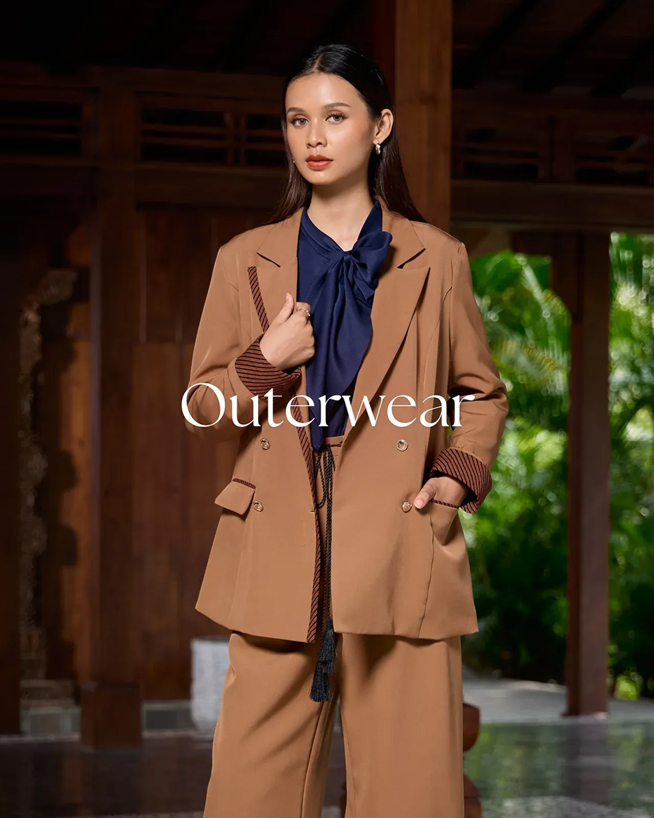 OUTERWEARS