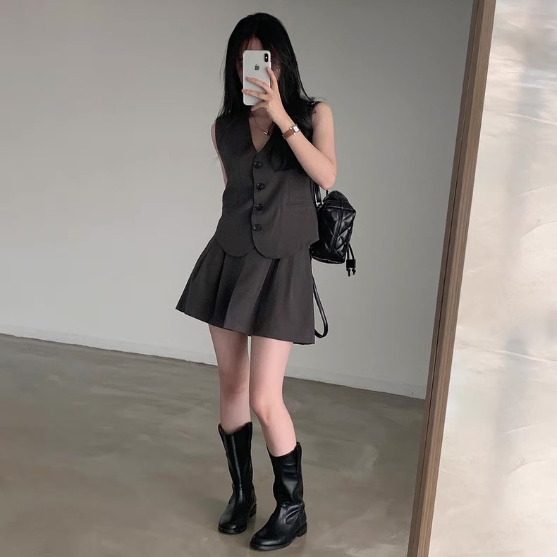 Media 14