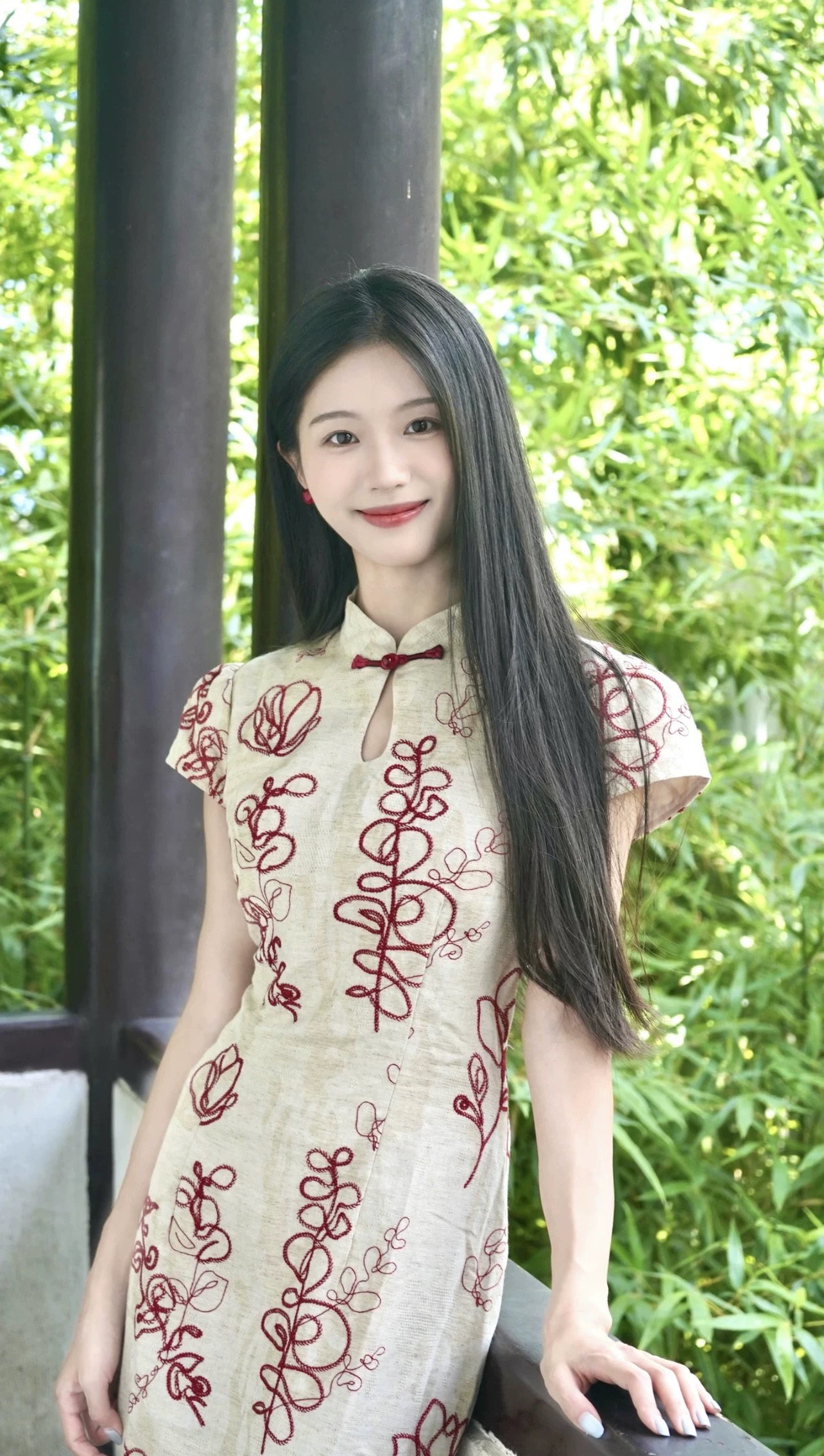 Media 8