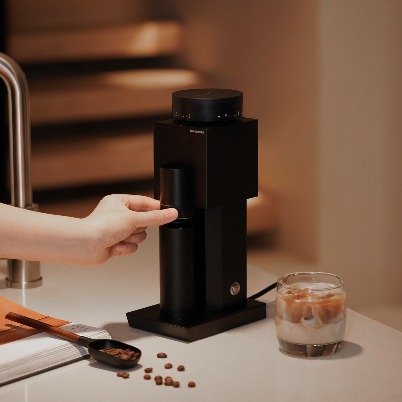 Media 16